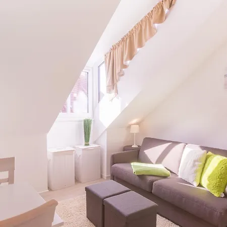 Frau-clara-haus-ecke-4 * Eckernförde